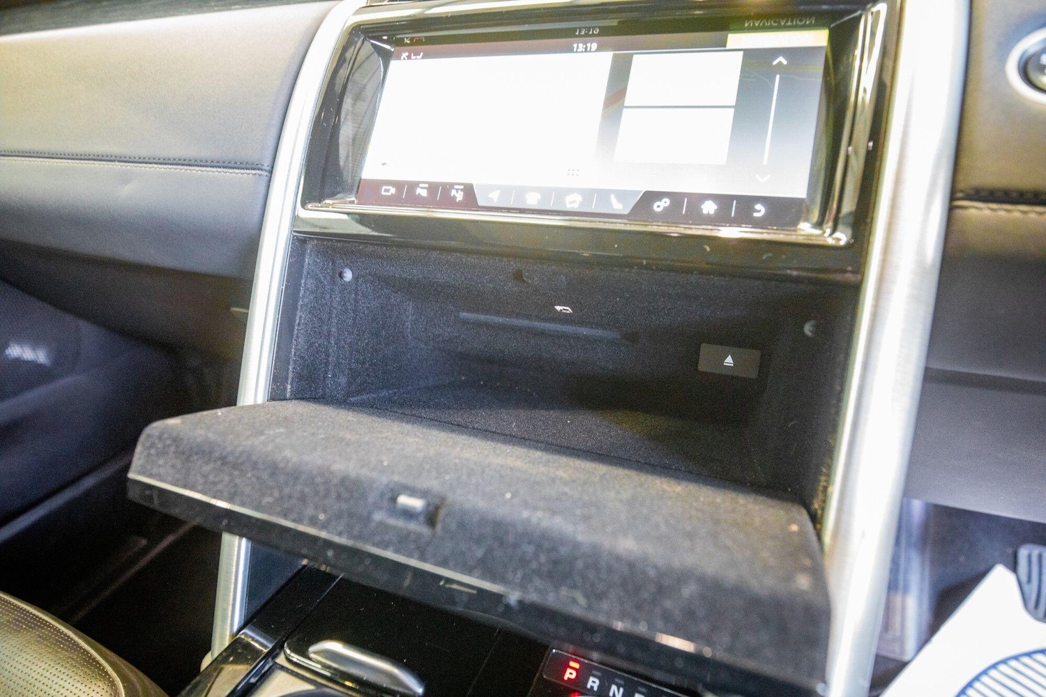 Used Land Rover Discovery 2018 for sale - 76824507: Photo 42