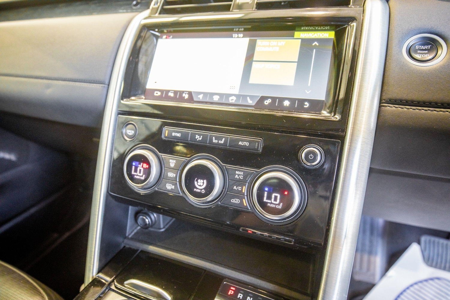 Used Land Rover Discovery 2018 for sale - 76824507: Photo 43