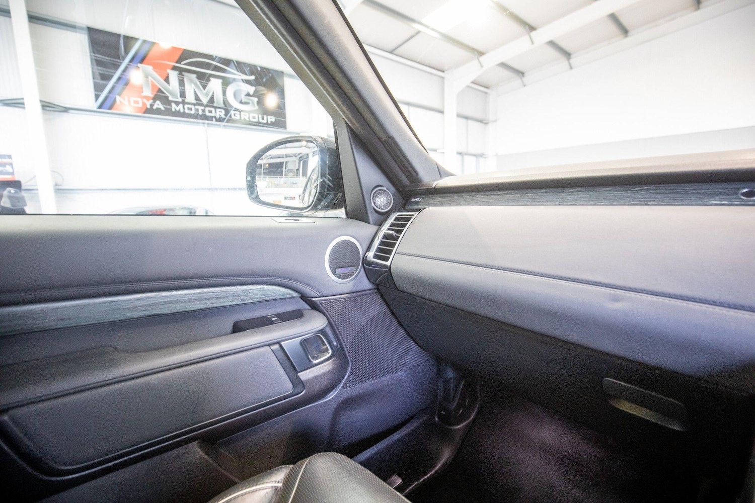 Used Land Rover Discovery 2018 for sale - 76824507: Photo 45