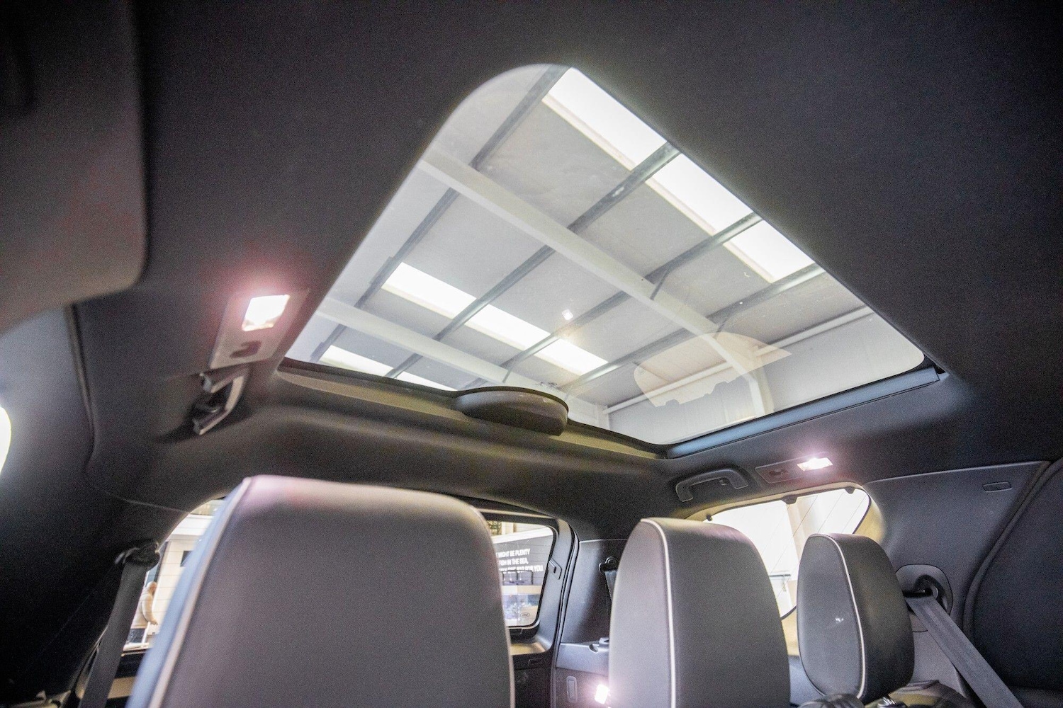 Used Land Rover Discovery 2018 for sale - 76824507: Photo 50