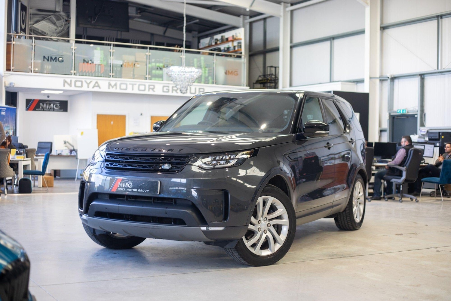 Used Land Rover Discovery 2018 for sale - 76824507: Photo 6