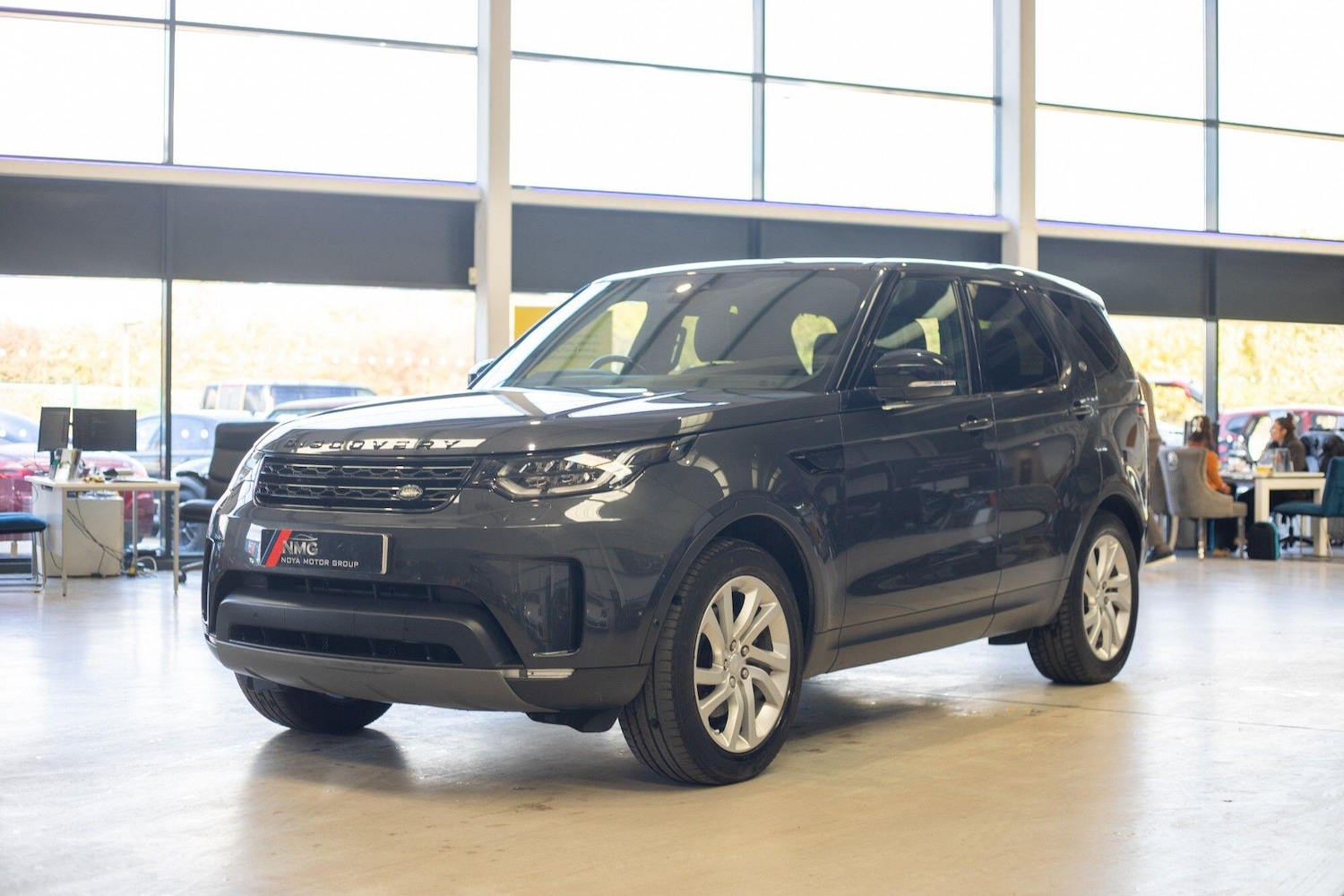 Used Land Rover Discovery 2018 for sale - 76824507: Photo 9