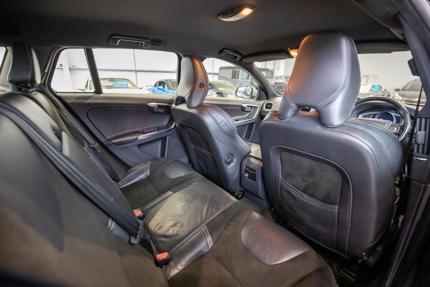 Used Volvo V60 for sale - 76825127: Photo 12