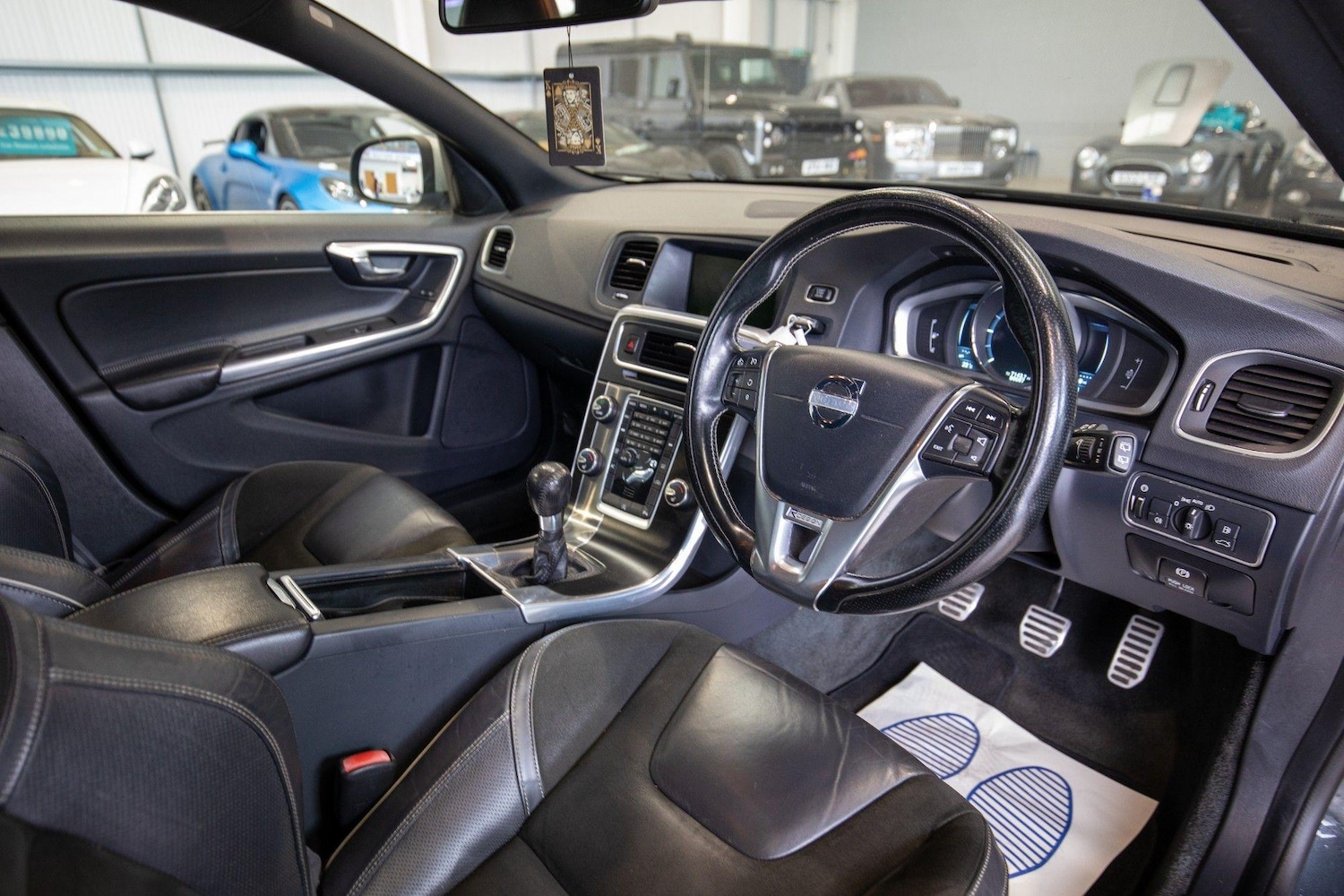 Used Volvo V60 for sale - 76825127: Photo 14