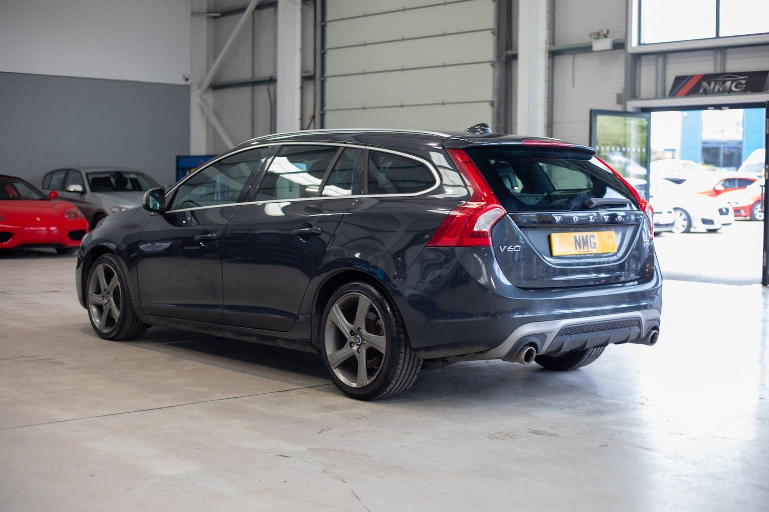 Used Volvo V60 for sale - 76825127: Photo 4