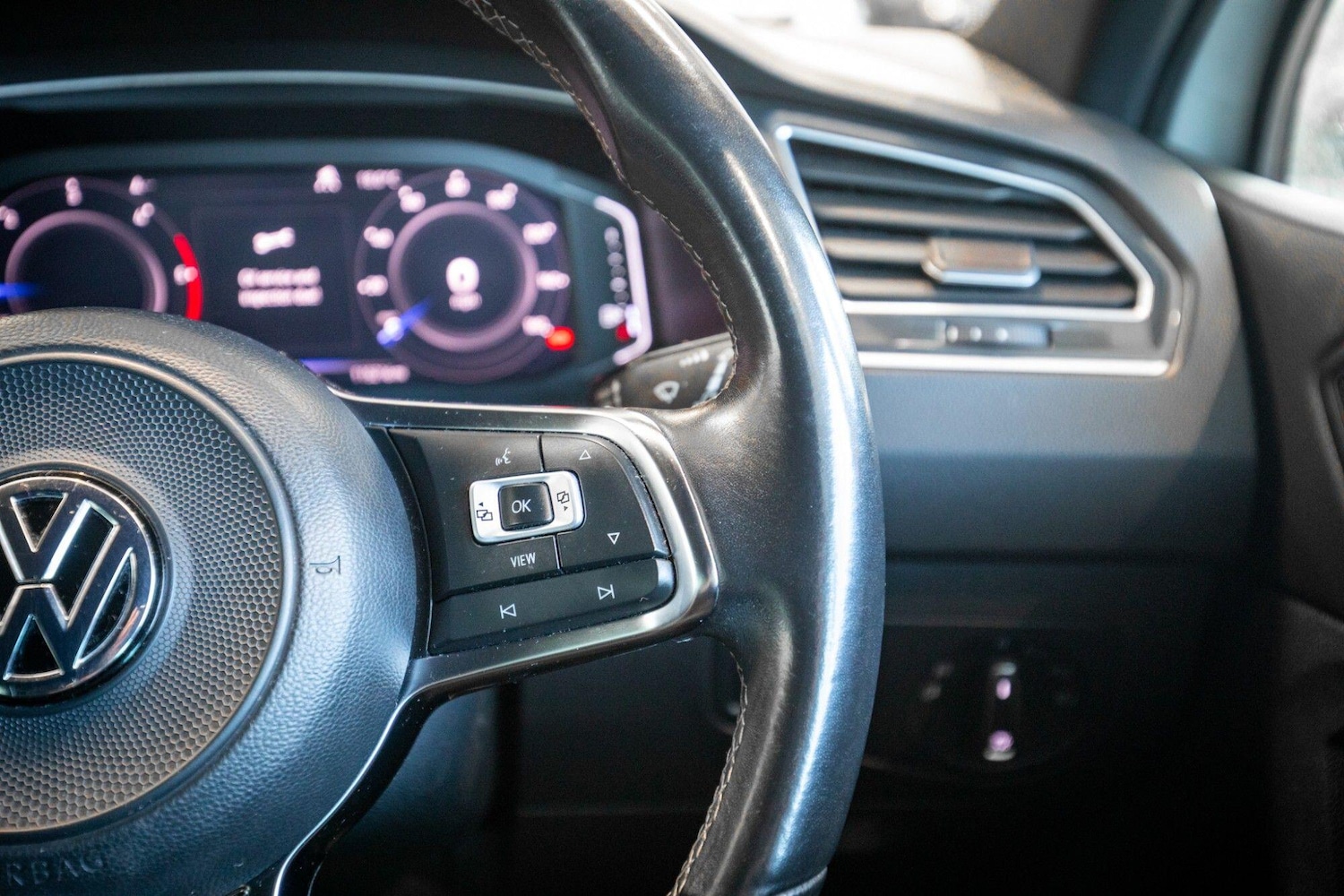 Used Volkswagen Tiguan for sale - 77957228: Photo 18