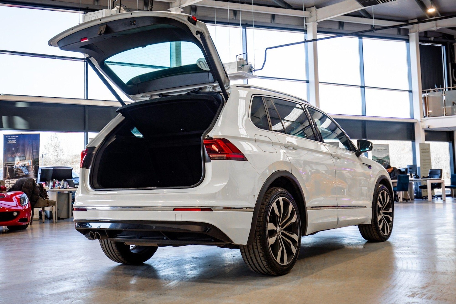 Used Volkswagen Tiguan for sale - 77957228: Photo 31