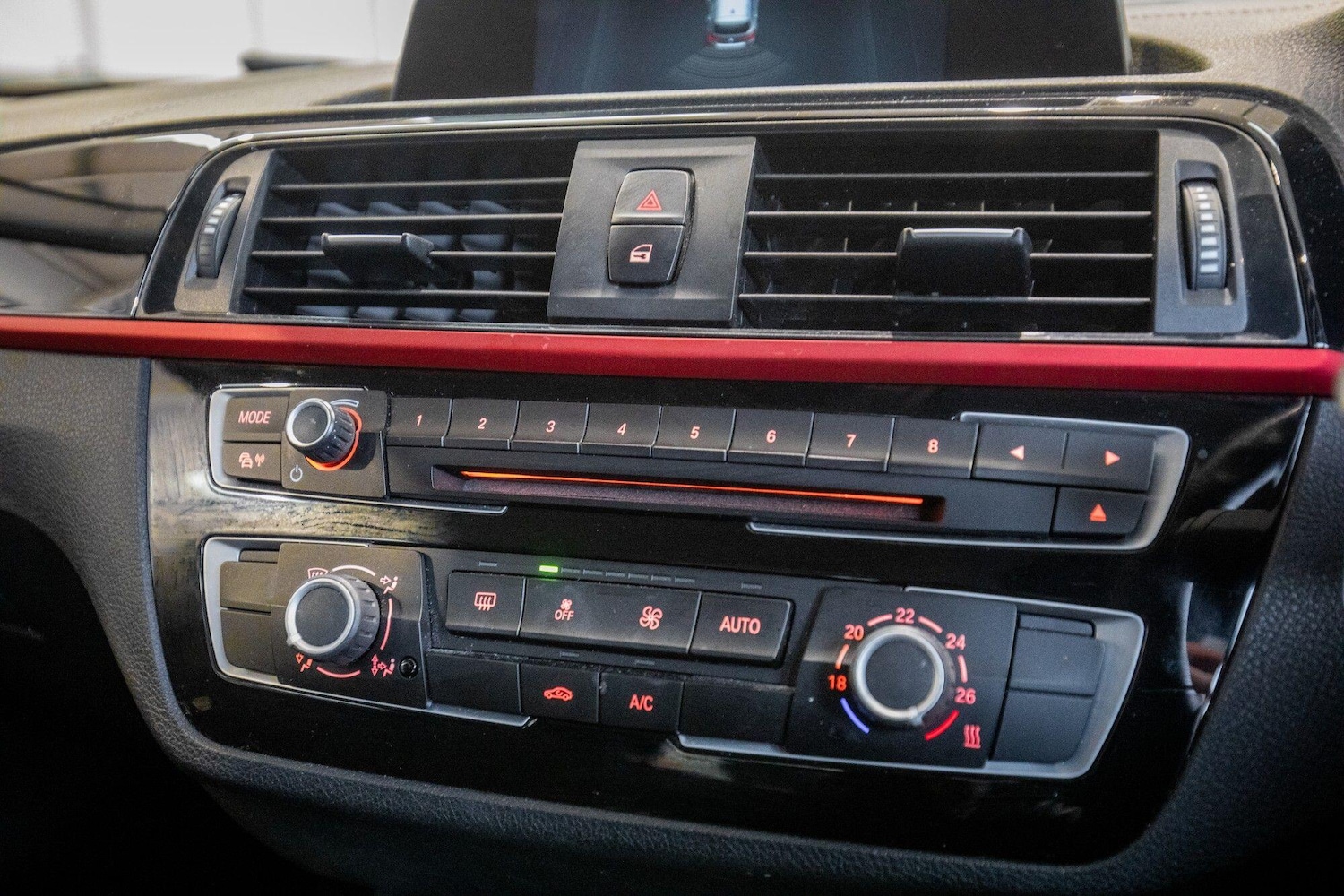 Used BMW 1 Series 2018 for sale - 77203051: Photo 28