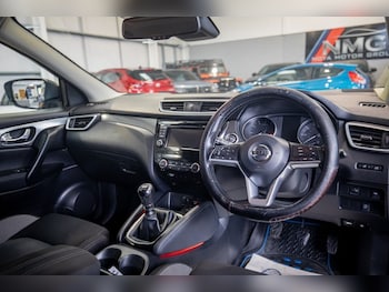 Used Nissan Qashqai 2018 for sale - 78287911: Photo