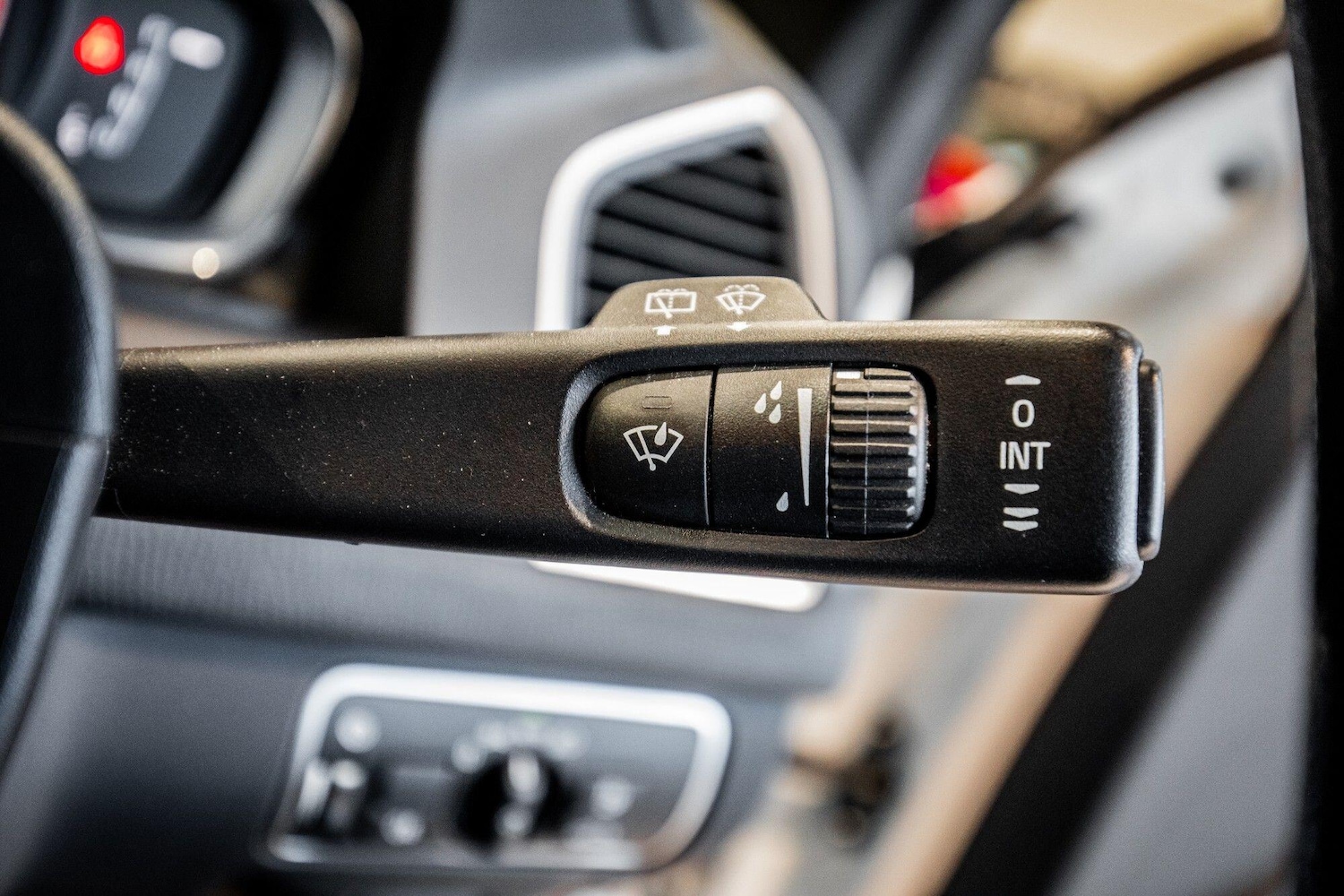 Used Volvo XC60 2016 for sale - 76866256: Photo 24