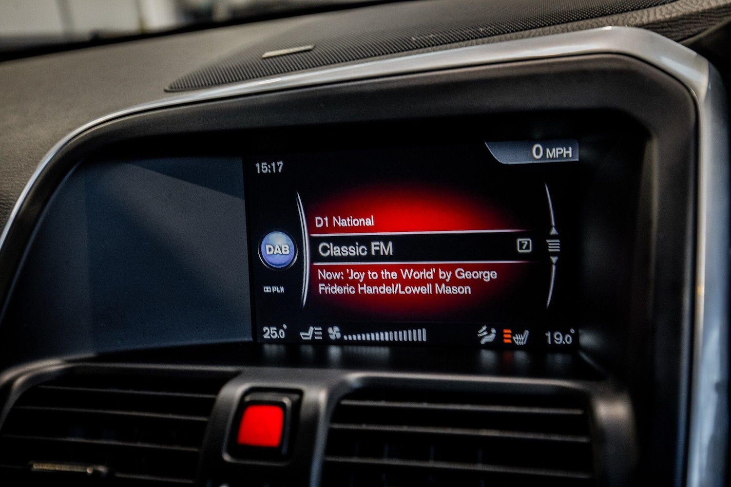 Used Volvo XC60 2016 for sale - 76866256: Photo 26