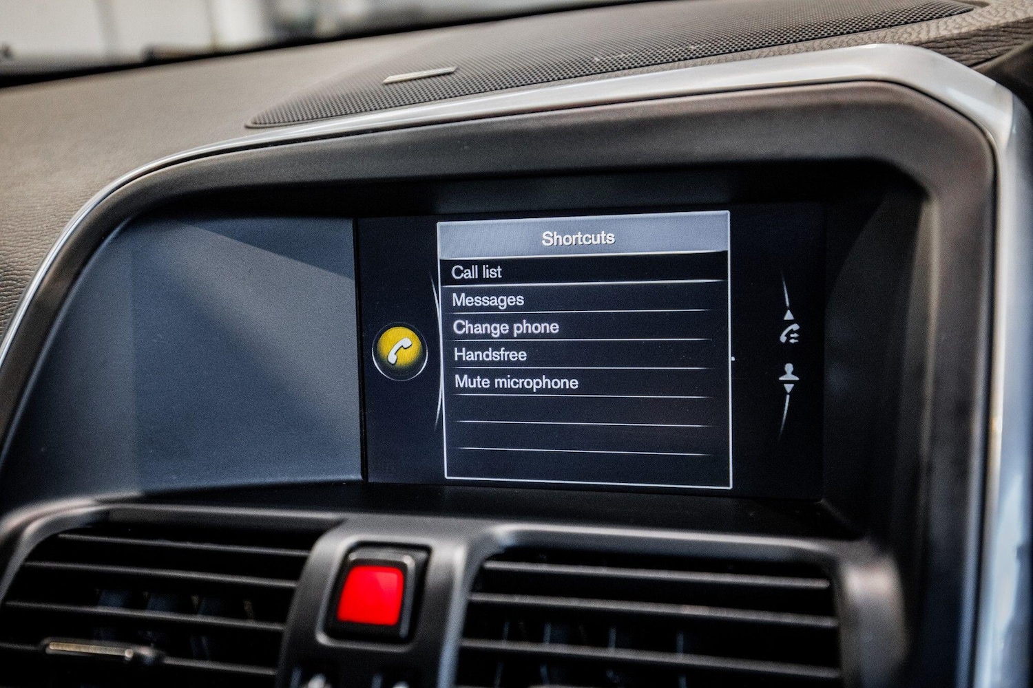 Used Volvo XC60 2016 for sale - 76866256: Photo 28