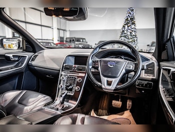 Used Volvo XC60 2016 for sale - 76866256: Photo