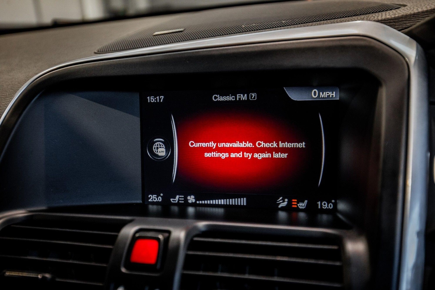 Used Volvo XC60 2016 for sale - 76866256: Photo 30