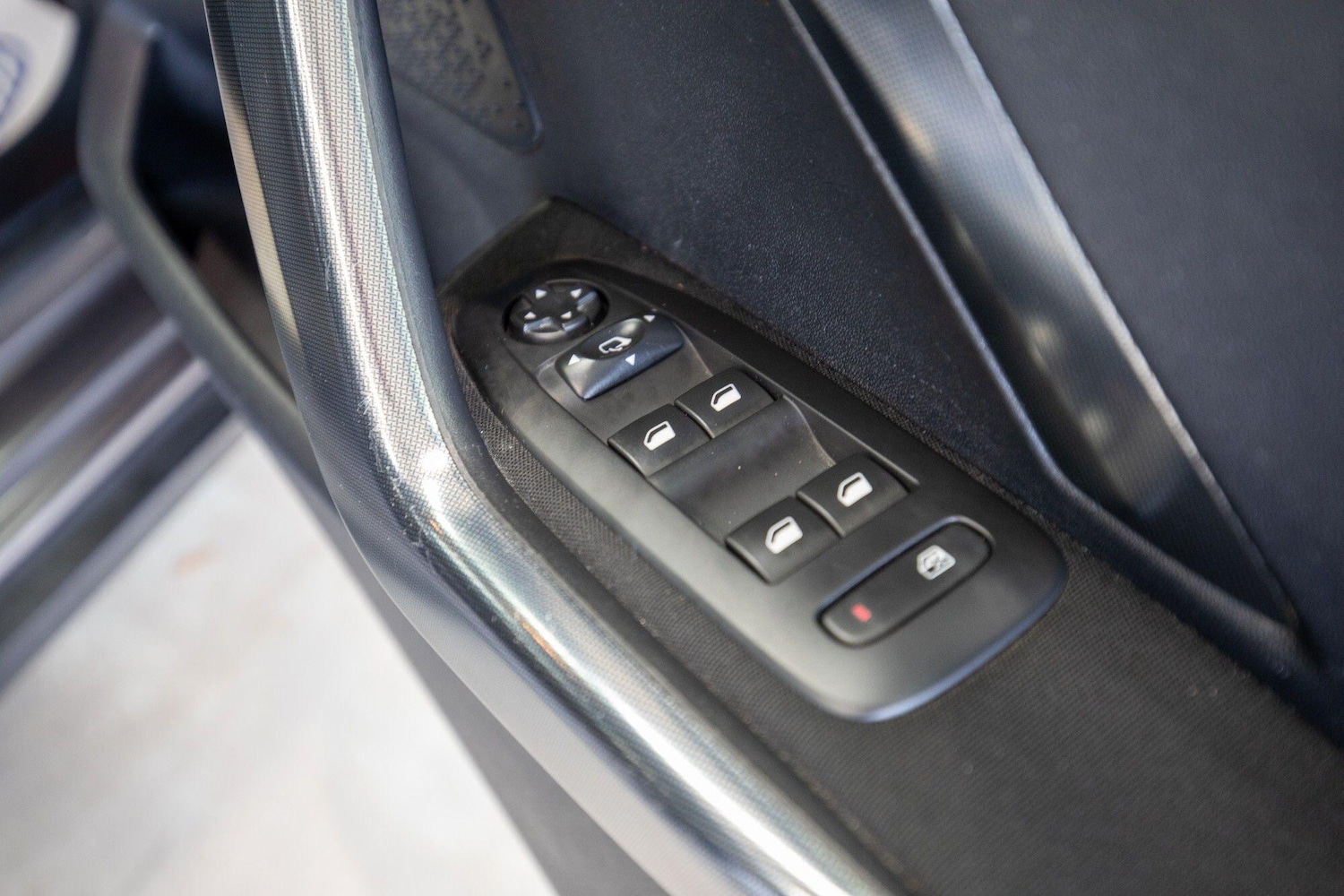 Used Peugeot 2008 2016 for sale - 76964491: Photo 15