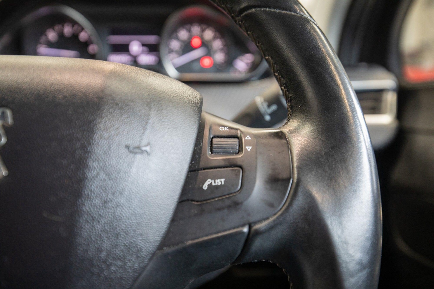 Used Peugeot 2008 2016 for sale - 76964491: Photo 29