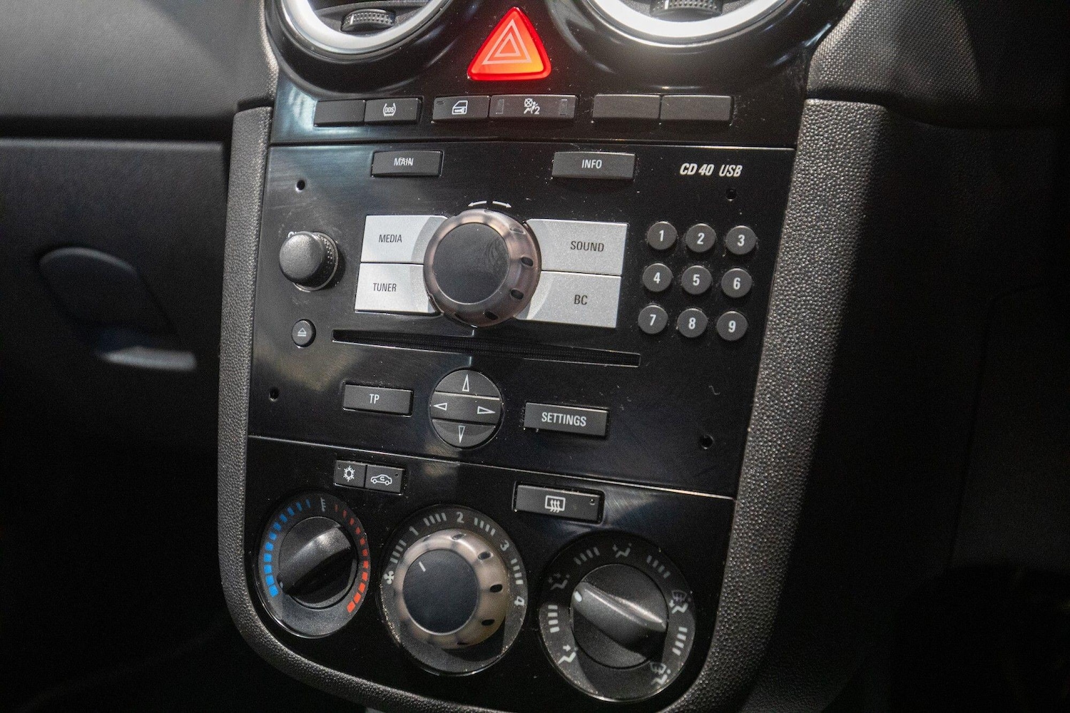 Used Vauxhall Corsa 2014 for sale - 77598272: Photo 23