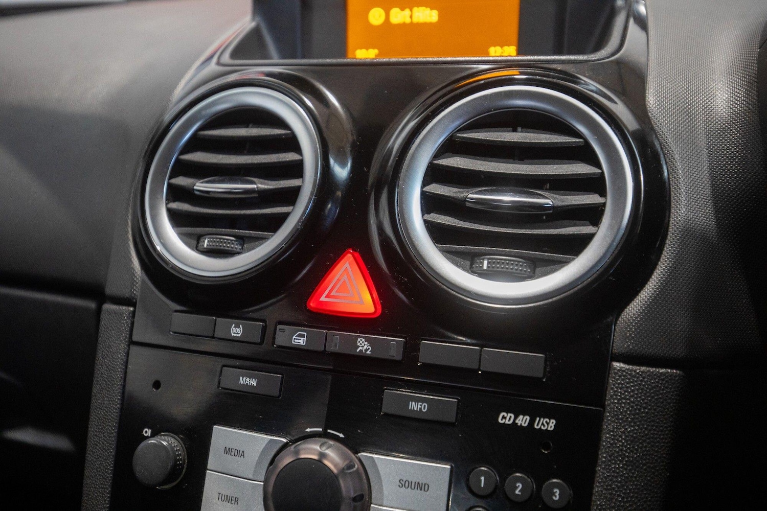 Used Vauxhall Corsa 2014 for sale - 77598272: Photo 24