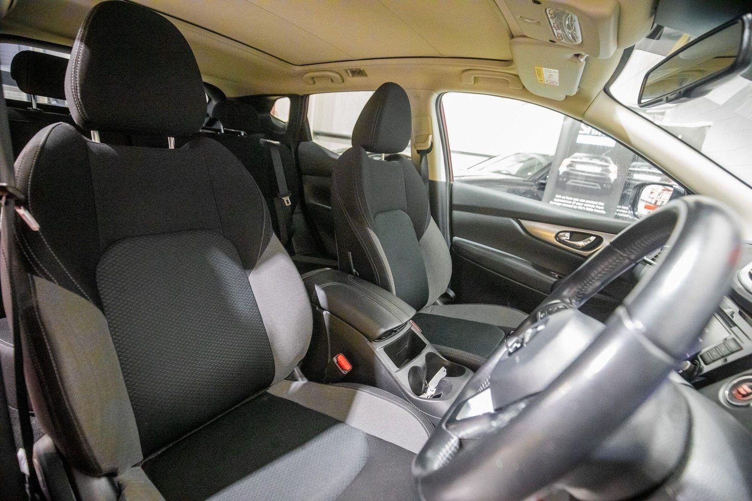 Used Nissan Qashqai for sale - 77214991: Photo 3