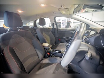 Used Ford Focus 2015 for sale - 76824450: Photo