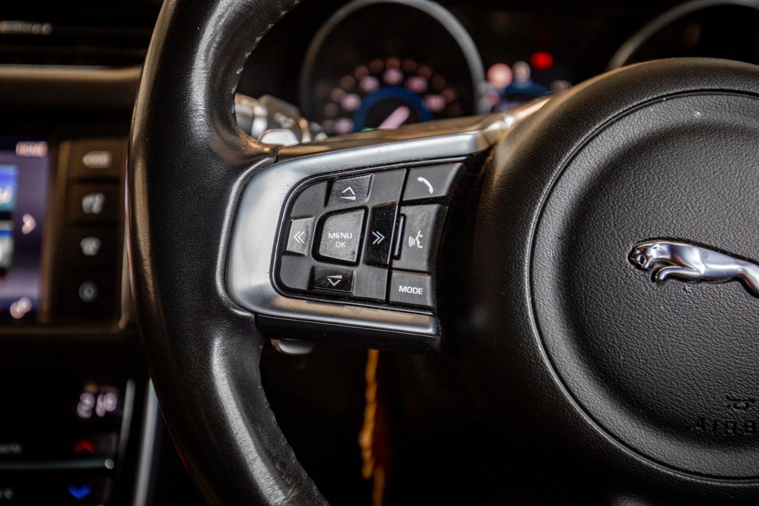 Used Jaguar XF 2017 for sale - 78062996: Photo 19