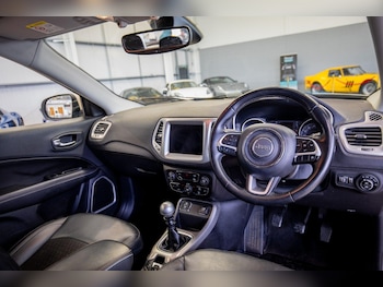 Used Jeep Compass 2018 for sale - 76825169: Photo