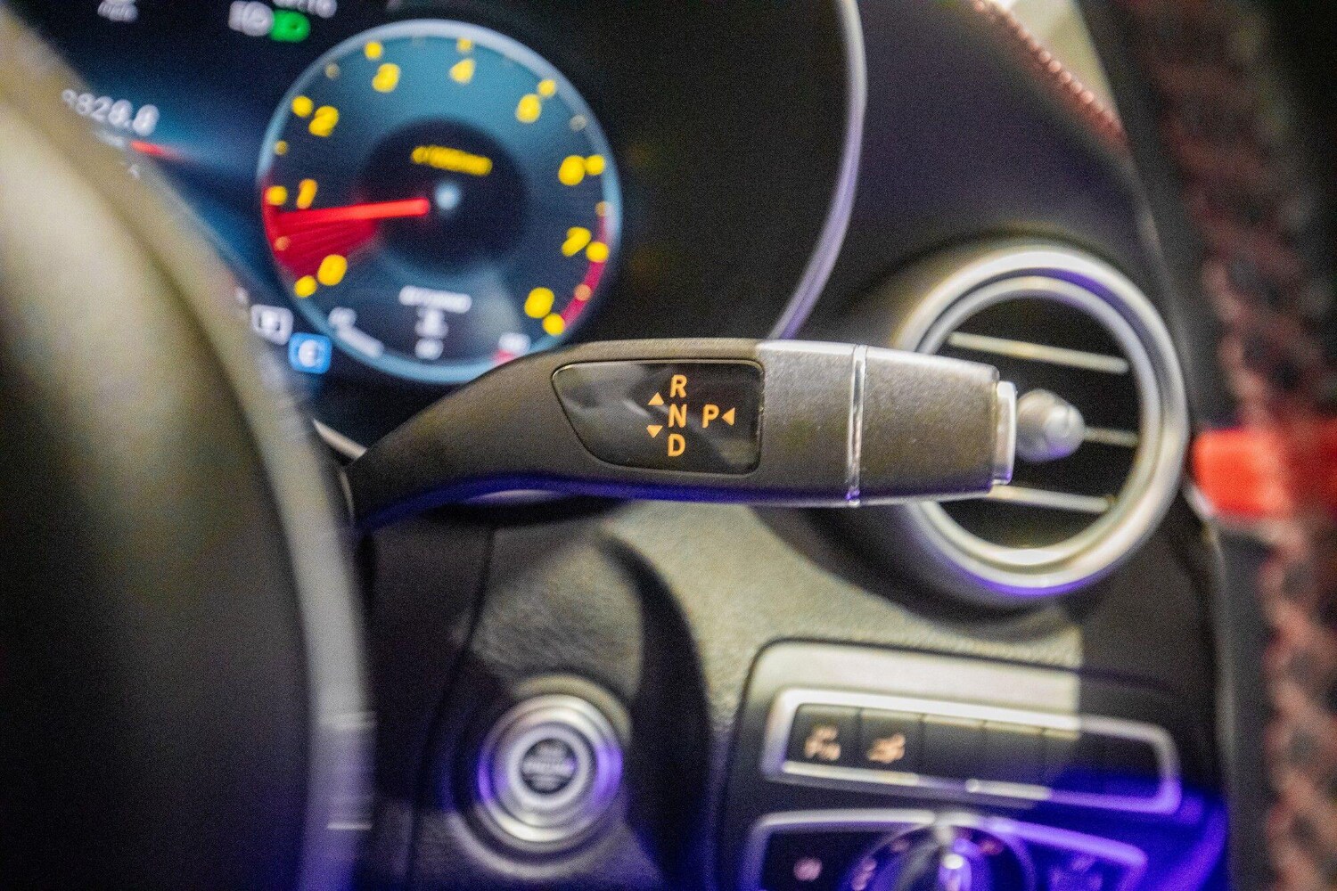 Used Mercedes-Benz C Class 2019 for sale - 77467926: Photo 24