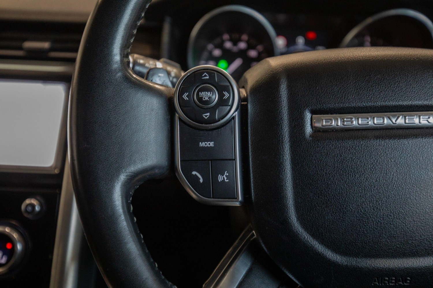 Used Land Rover Discovery 2017 for sale - 78156612: Photo 18