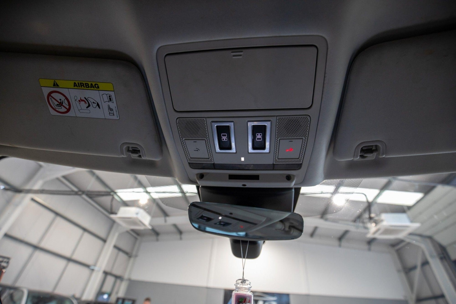 Used Land Rover Discovery 2017 for sale - 78156612: Photo 27