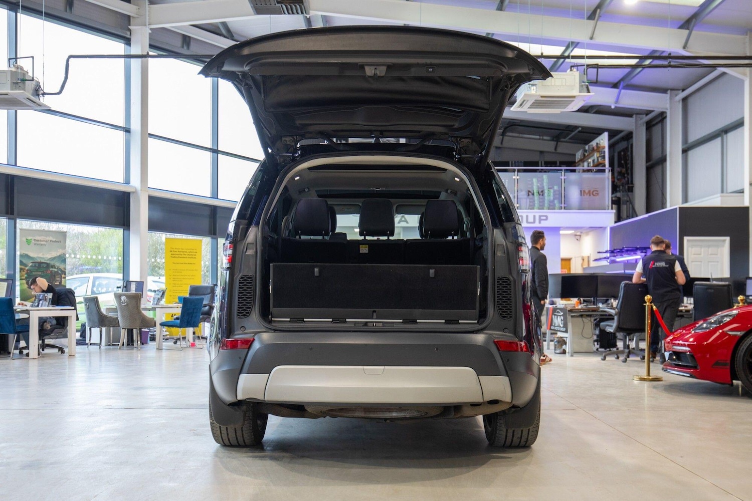 Used Land Rover Discovery 2017 for sale - 78156612: Photo 31