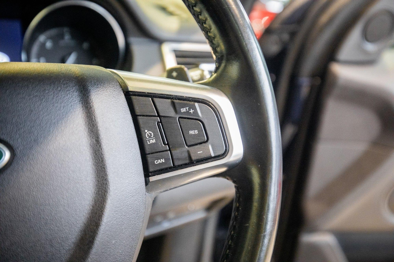 Used Land Rover Discovery Sport 2016 for sale - 76824900: Photo 19