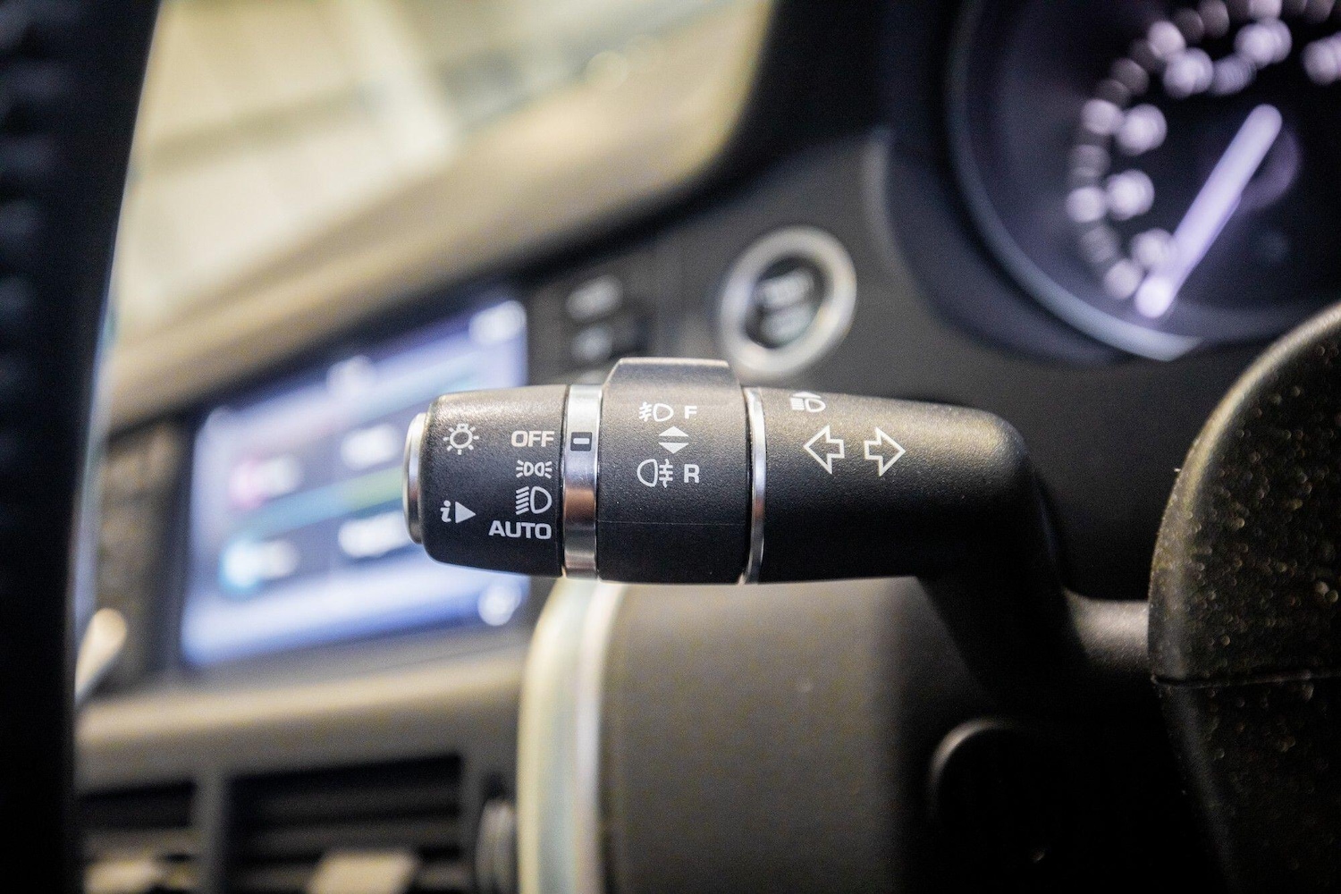 Used Land Rover Discovery Sport 2016 for sale - 76824900: Photo 21