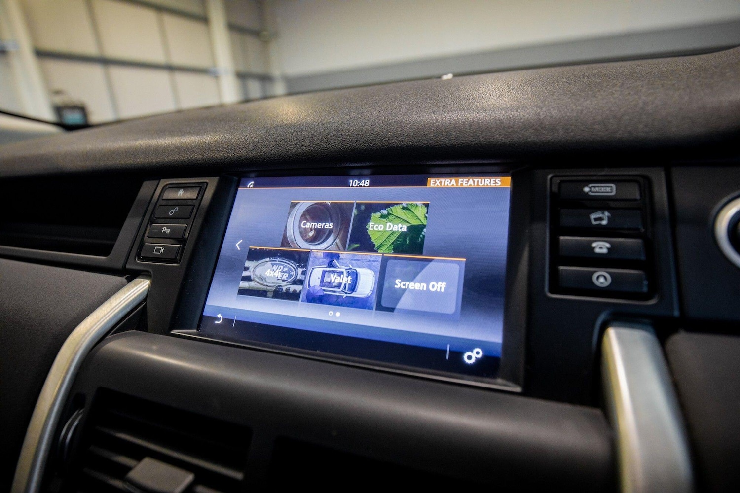 Used Land Rover Discovery Sport 2016 for sale - 76824900: Photo 25