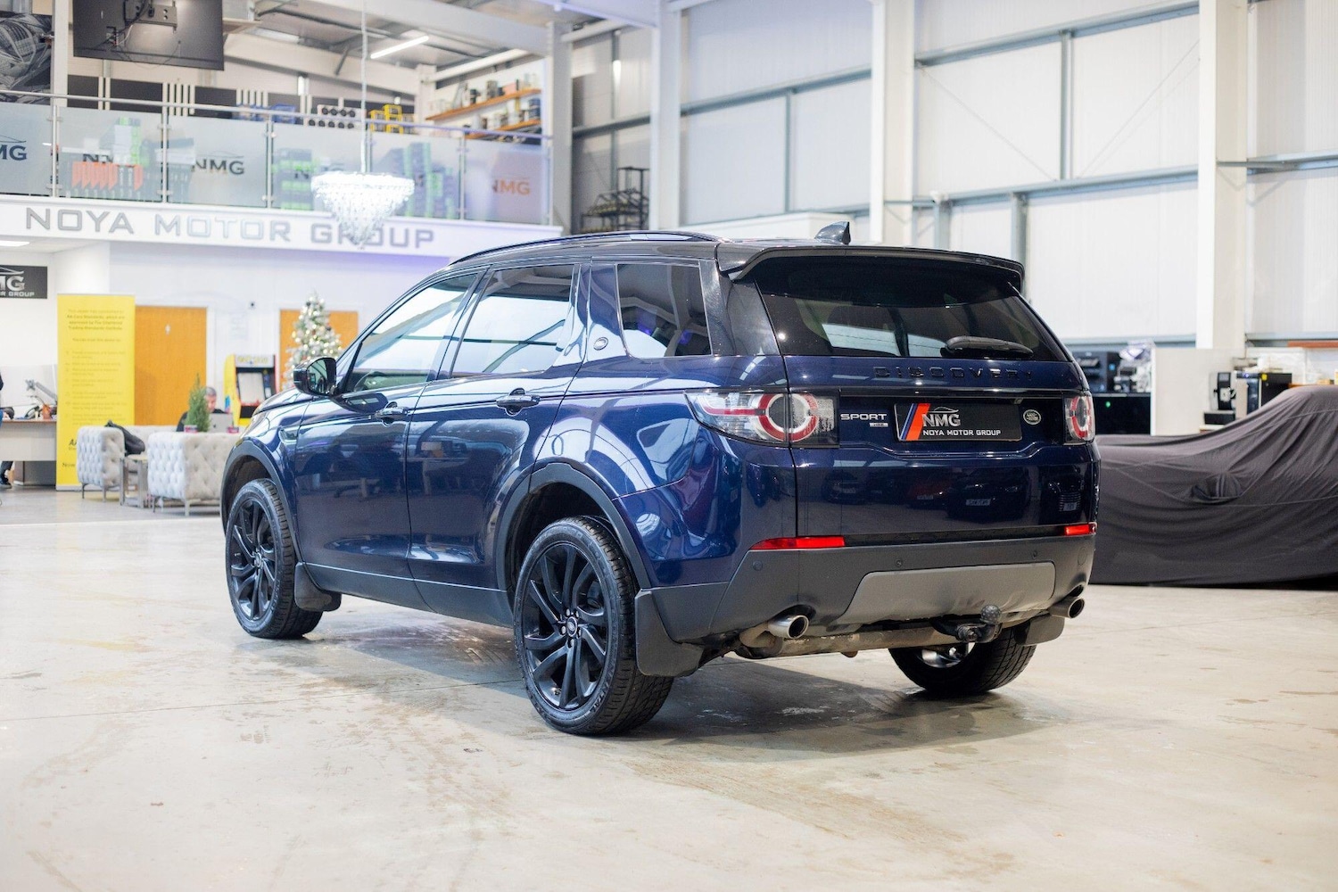 Used Land Rover Discovery Sport 2016 for sale - 76824900: Photo 37