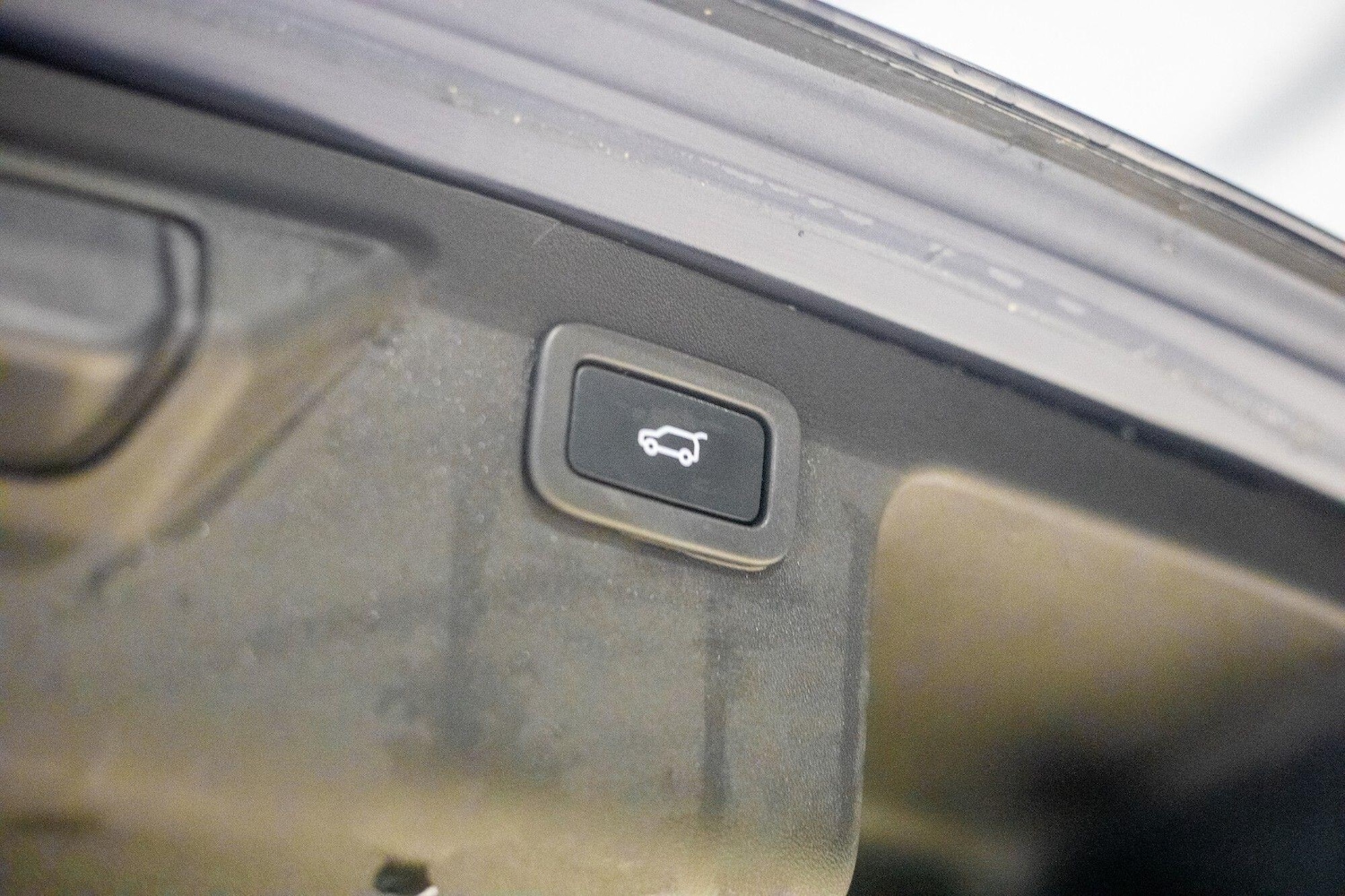 Used Land Rover Discovery Sport 2016 for sale - 76824900: Photo 40