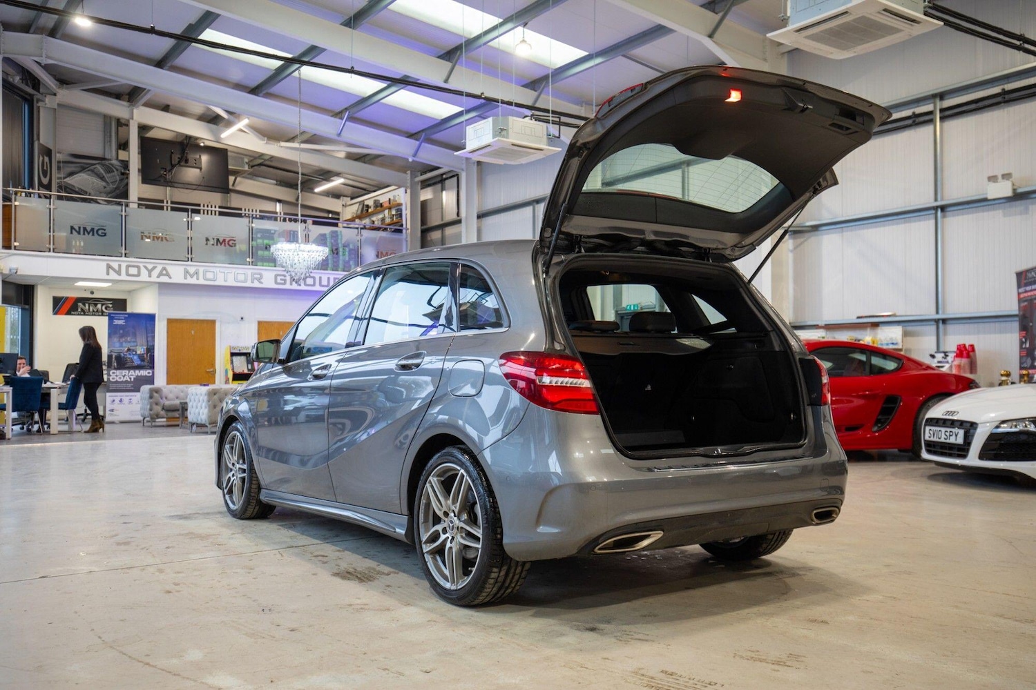 Used Mercedes-Benz B Class 2018 for sale - 77957593: Photo 31