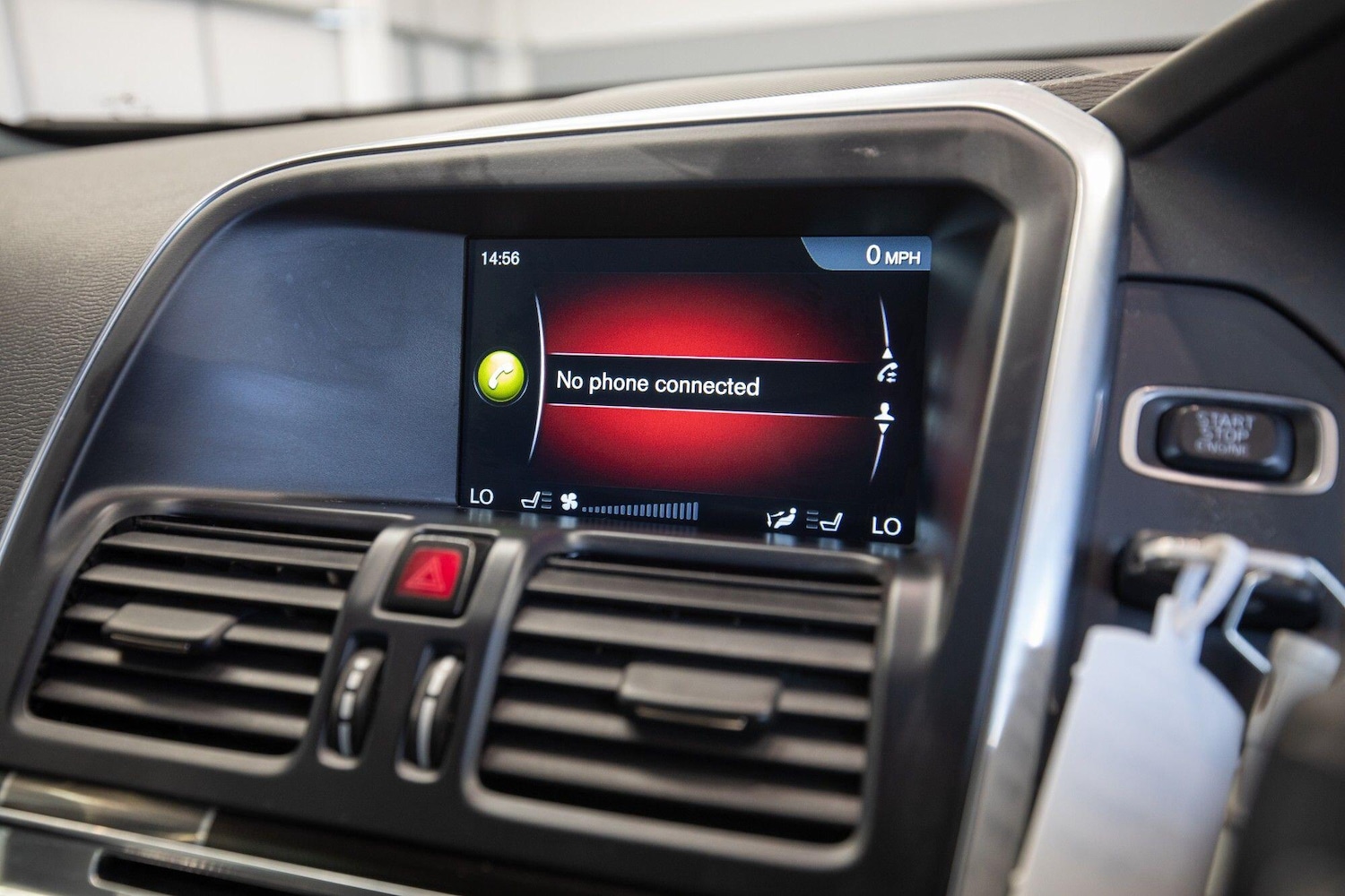 Used Volvo XC60 2015 for sale - 76824988: Photo 24