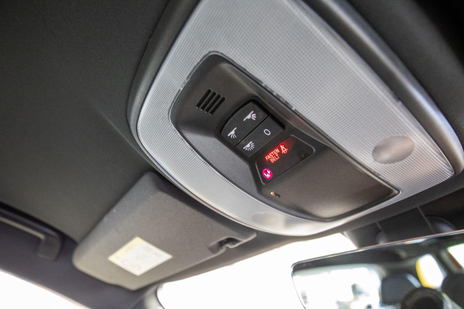 Used Volvo XC60 2015 for sale - 76824988: Photo 29