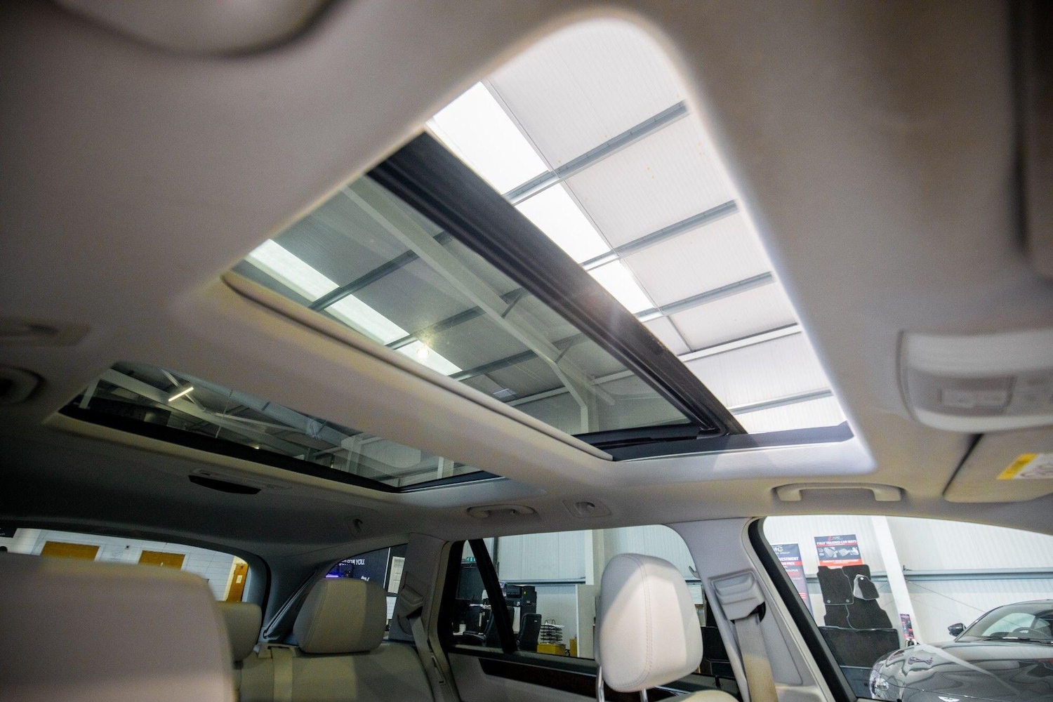 Used Mercedes-Benz E Class 2013 for sale - 77143921: Photo 37