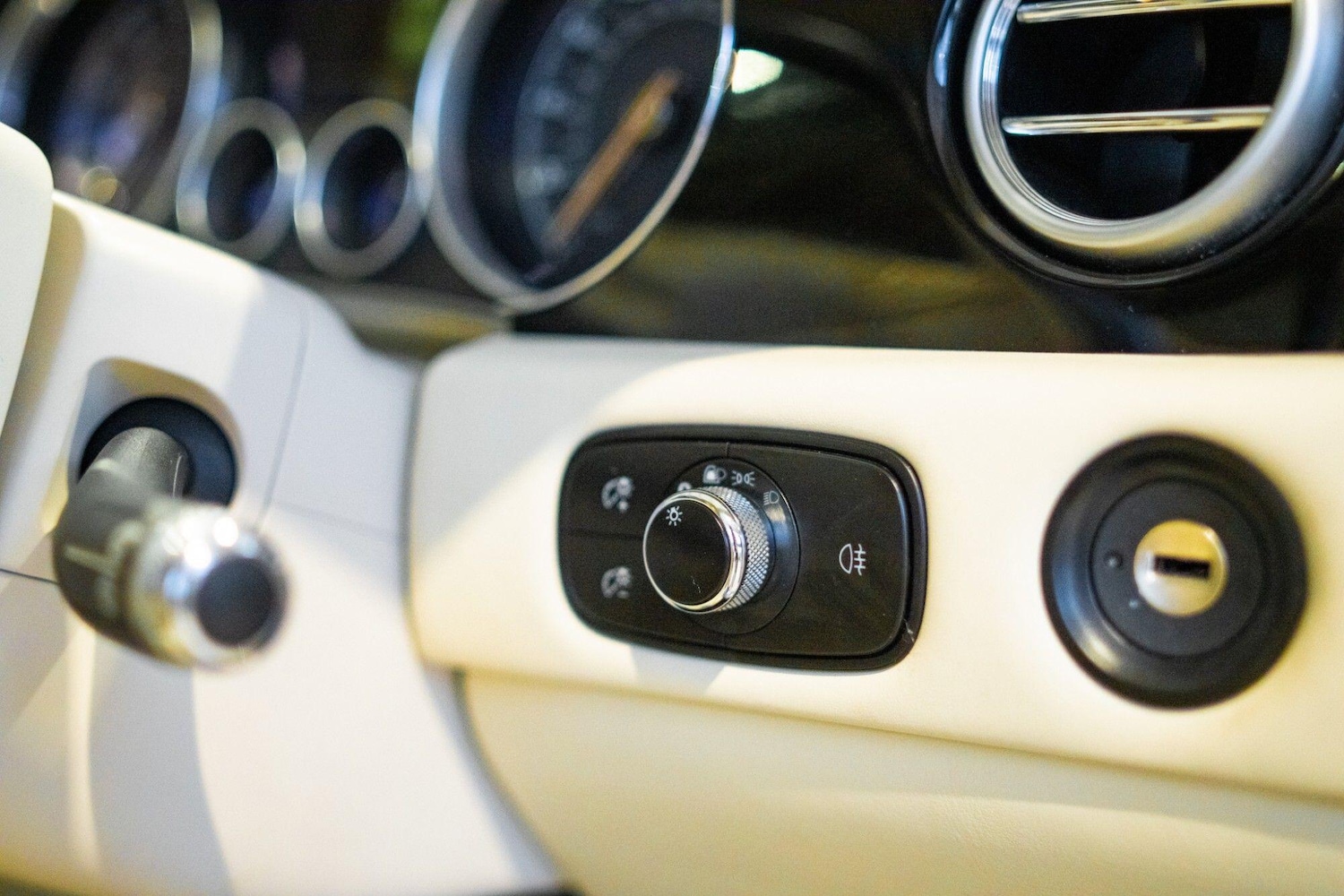 Used Bentley Flying Spur 2017 for sale - 77626068: Photo 16