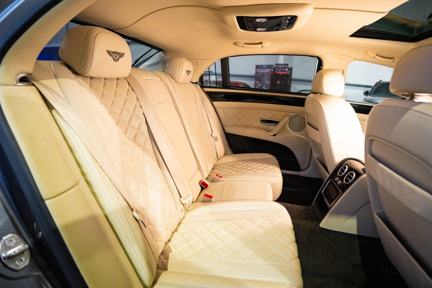 Used Bentley Flying Spur 2017 for sale - 77626068: Photo 21