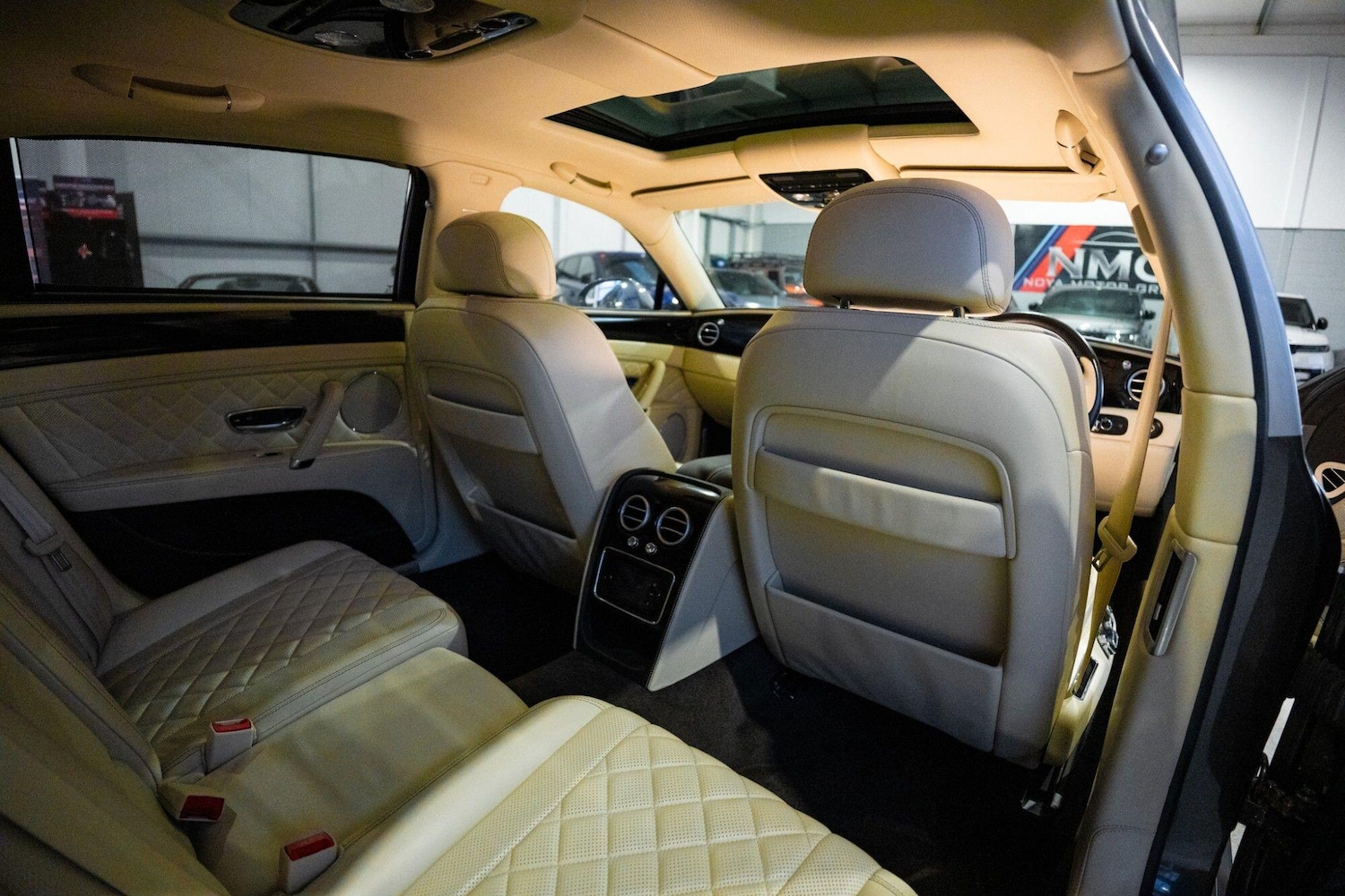 Used Bentley Flying Spur 2017 for sale - 77626068: Photo 23