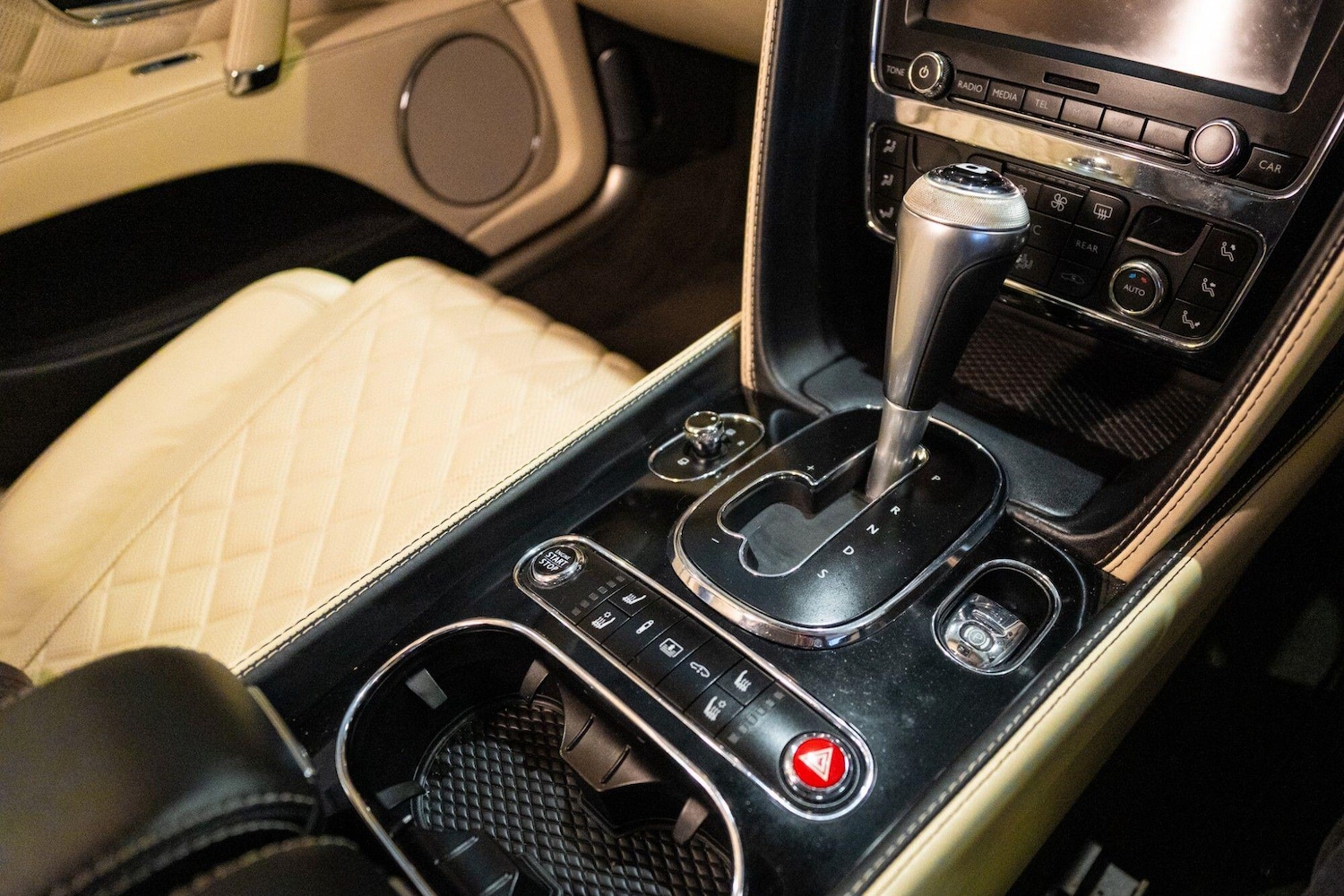 Used Bentley Flying Spur 2017 for sale - 77626068: Photo 25