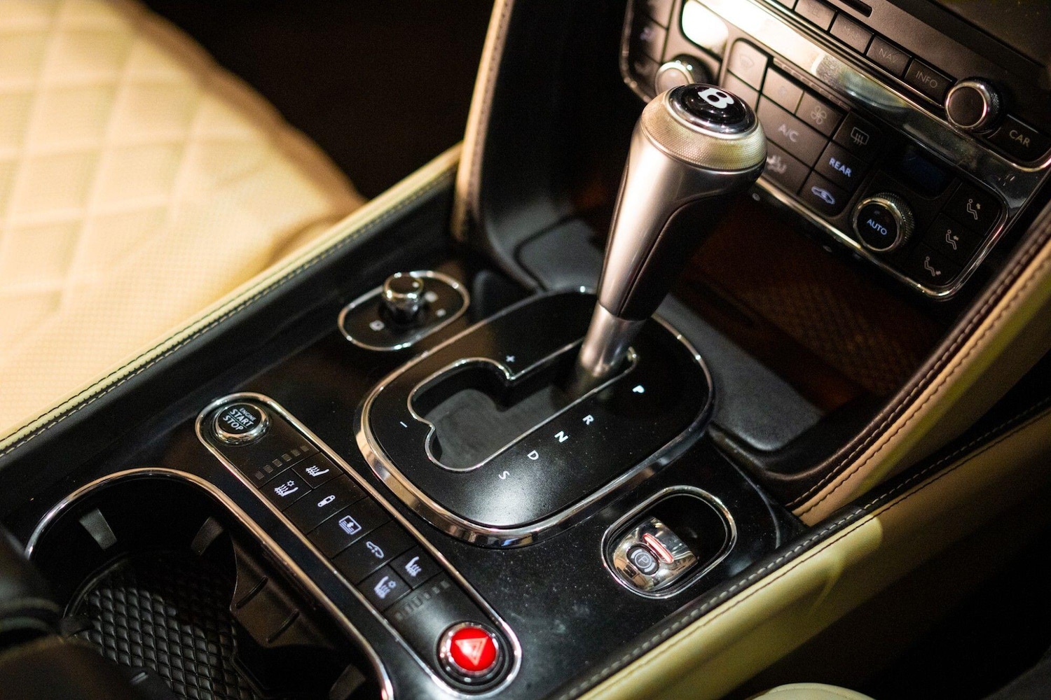 Used Bentley Flying Spur 2017 for sale - 77626068: Photo 35