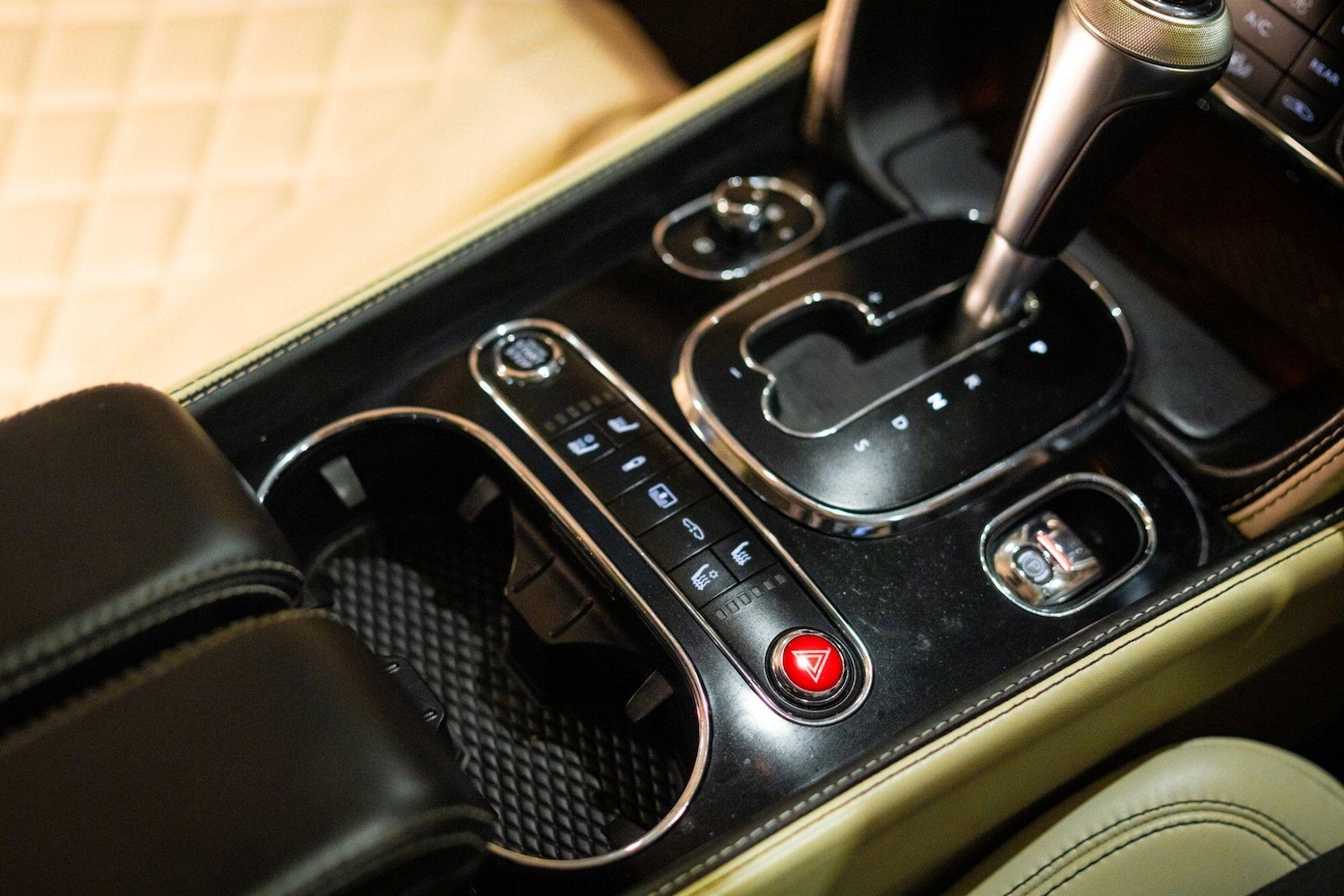 Used Bentley Flying Spur 2017 for sale - 77626068: Photo 36