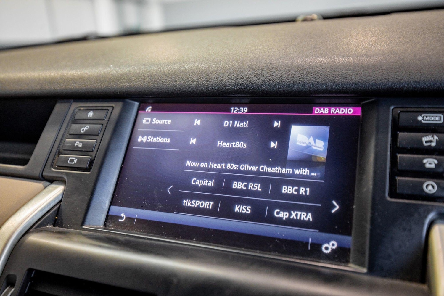 Used Land Rover Discovery Sport 2016 for sale - 77049883: Photo 27