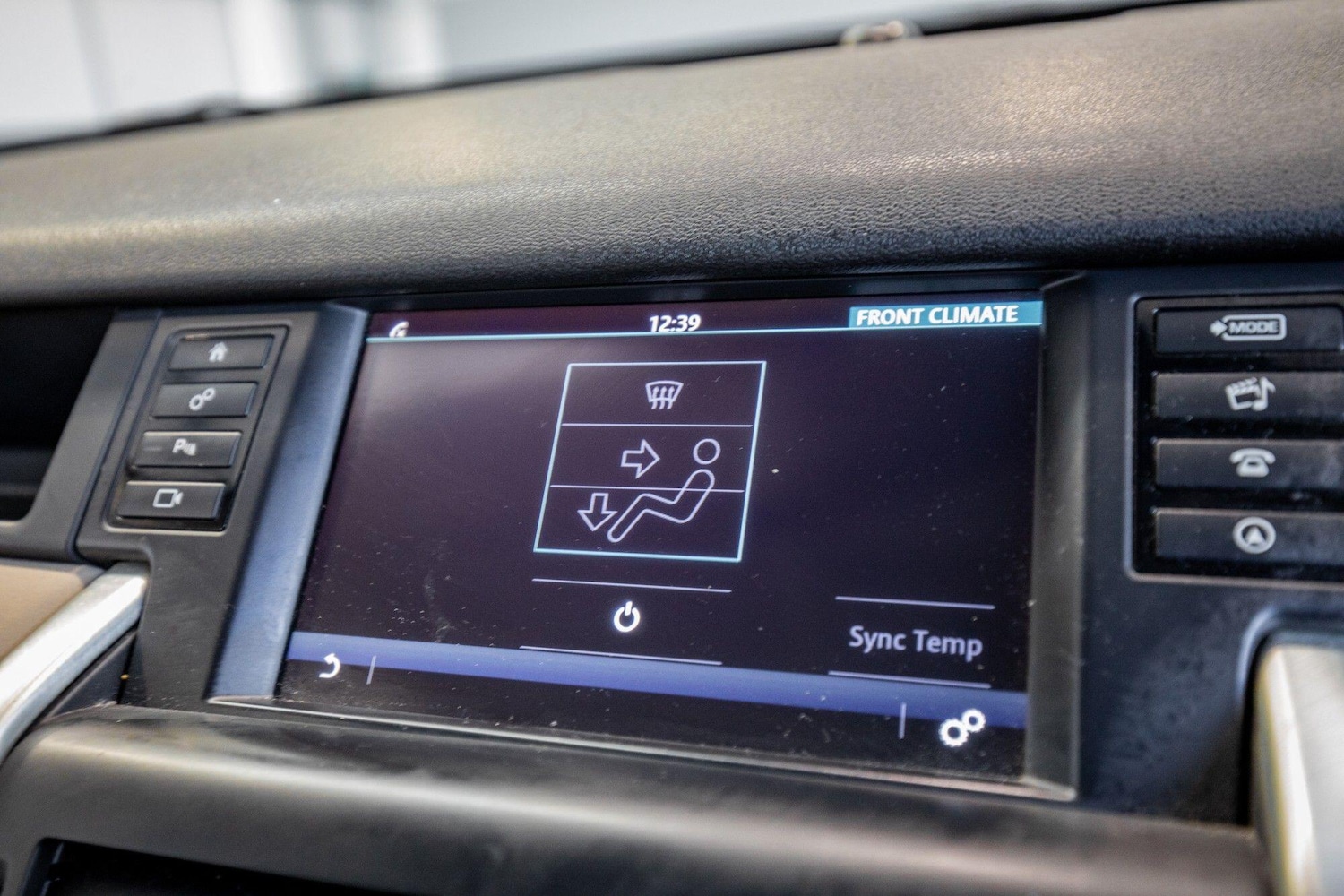 Used Land Rover Discovery Sport 2016 for sale - 77049883: Photo 29