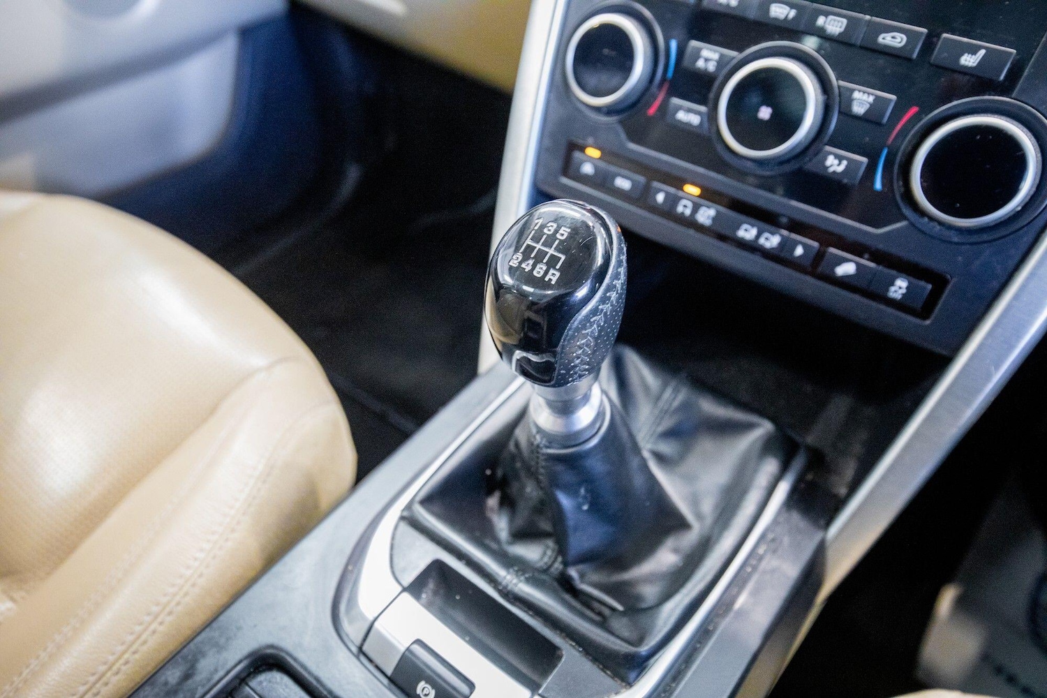 Used Land Rover Discovery Sport 2016 for sale - 77049883: Photo 34