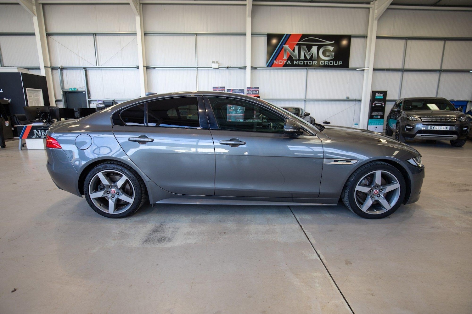 Used Jaguar XE 2016 for sale - 77215431: Photo 34