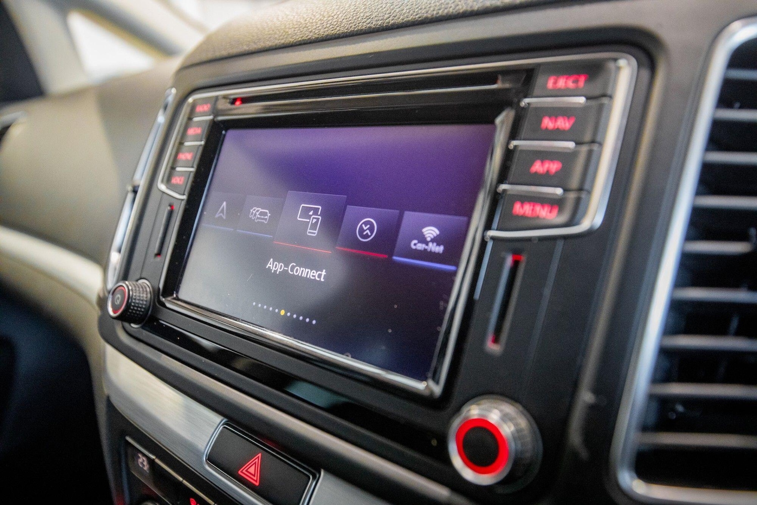 Used Volkswagen Sharan 2018 for sale - 77238412: Photo 25